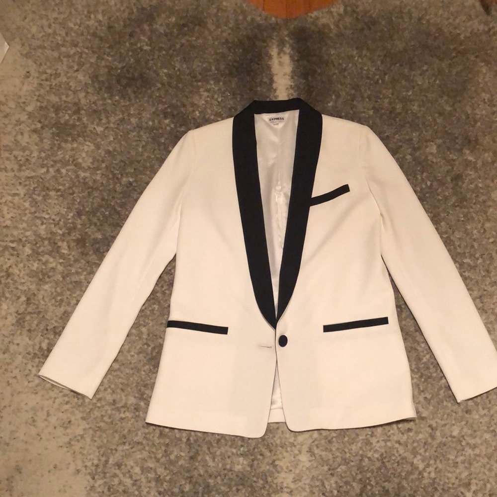 Tuxedo Style Blazer